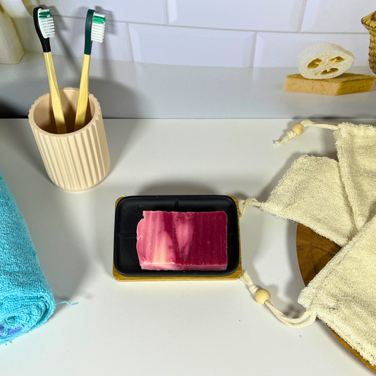 Savon enrichie en huile végétale au Beurre de Karité avec une vue de haut.