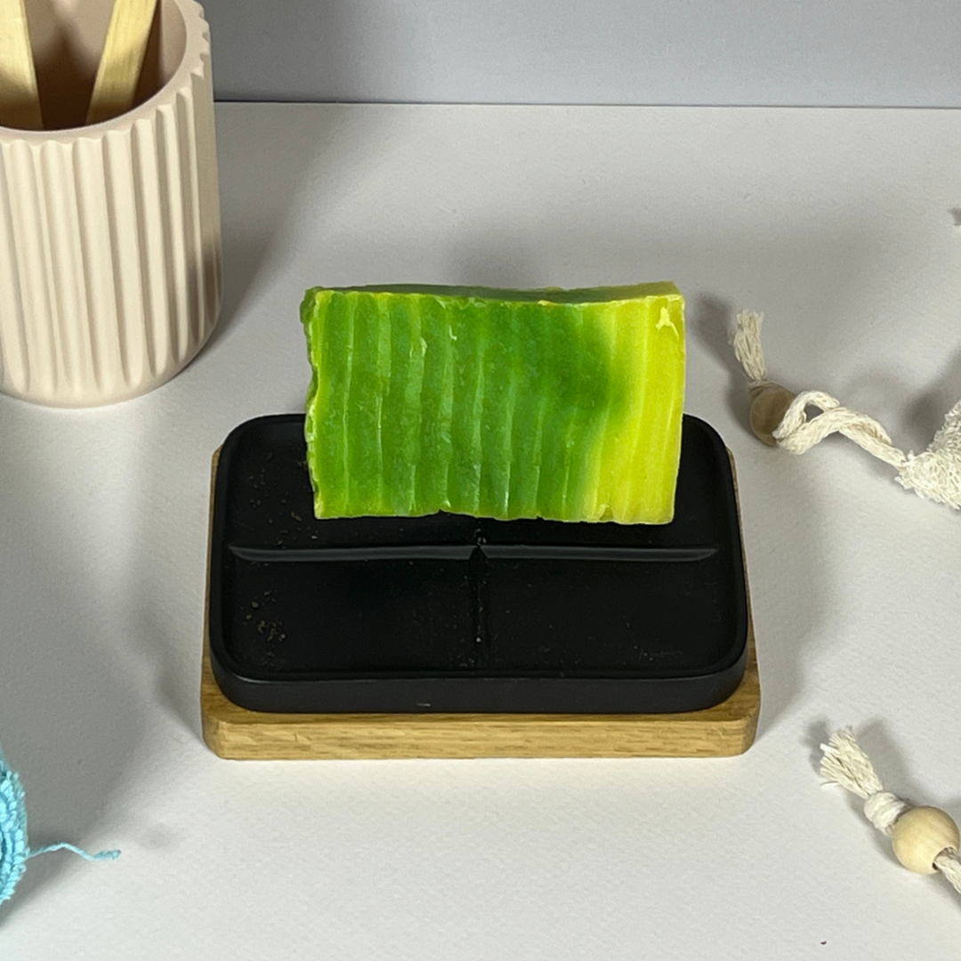 Savon enrichie en huile végétale à l'Aloe Vera vue zoomer. 